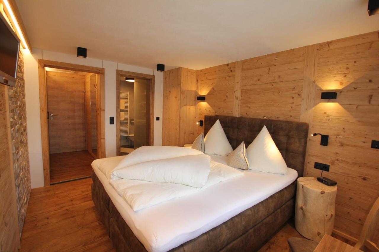 Hotel Maroi Wald am Arlberg Exteriör bild